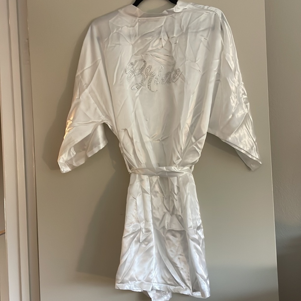 White Bride Rhinestone Satin Robe - Picture 3 of 4